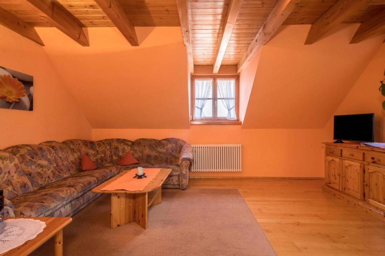 Ferienwohnung Heimpel เครสส์บรอนน์ อัม โบเดนเซ ภายนอก รูปภาพ